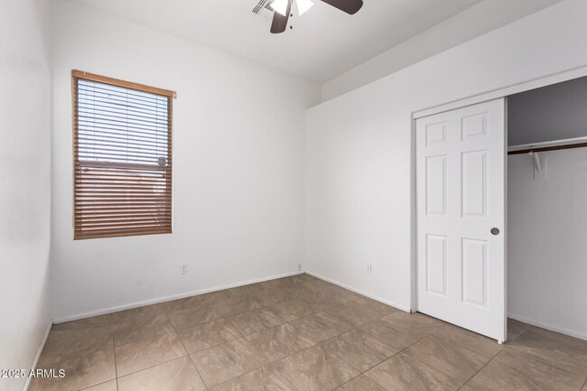 Building Photo - 12429 W Pima St
