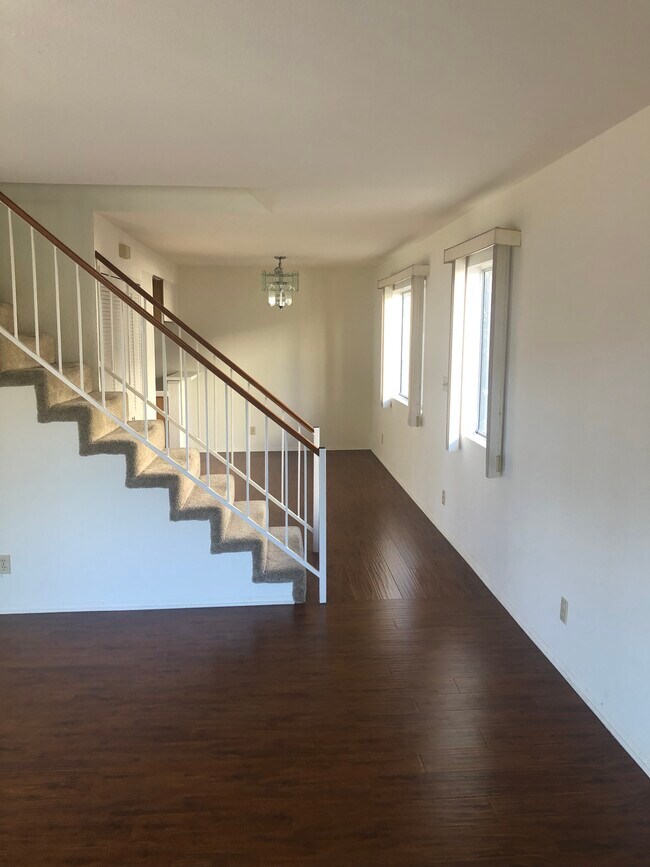 Building Photo - 1651 Federal Ave