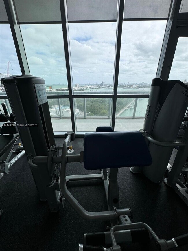 Building Photo - 888 Biscayne Blvd