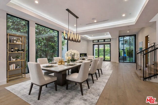 Building Photo - 6361 Drexel Ave