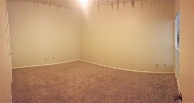 Building Photo - 2025 Heather Brook Dr