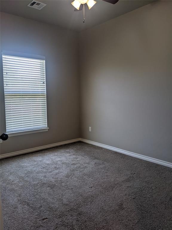 Building Photo - 3400 Lyric St