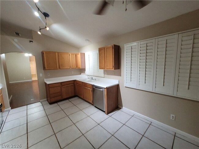 Building Photo - 2458 Color Canyon Way