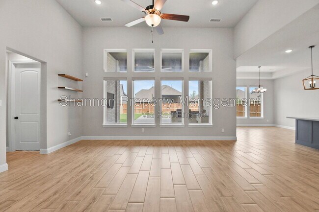 Building Photo - 28080 Woodland Bend Way