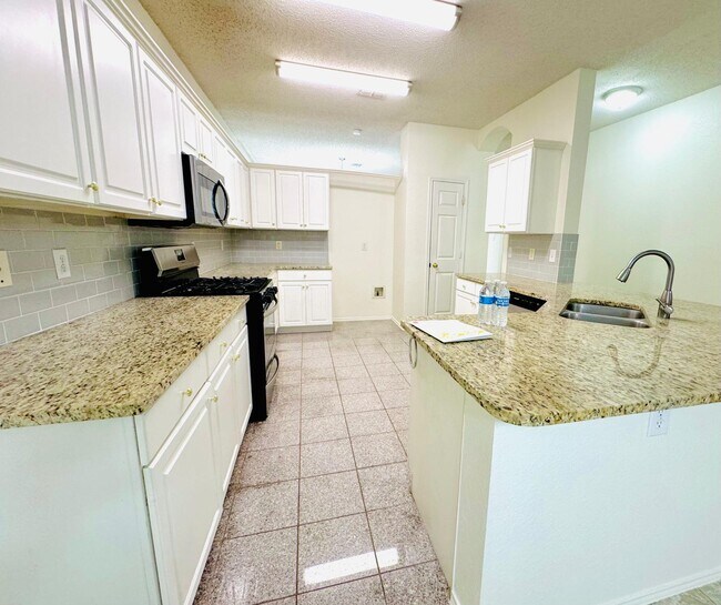 Kitchen - 12724 Chittamwood Trail