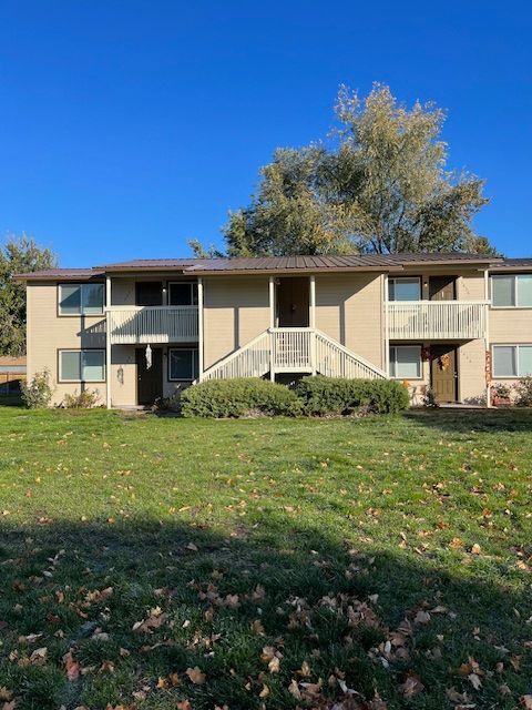 Building Photo - 1442 W Sandalwood Dr