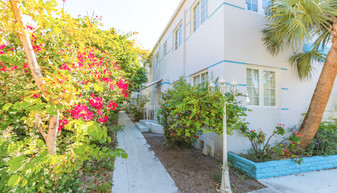 Building Photo - Lincoln Road Apartments
