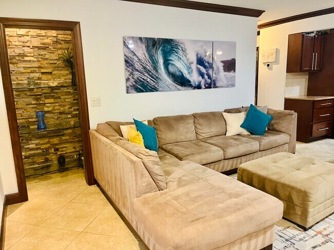 Building Photo - 3118 Pierson Dr