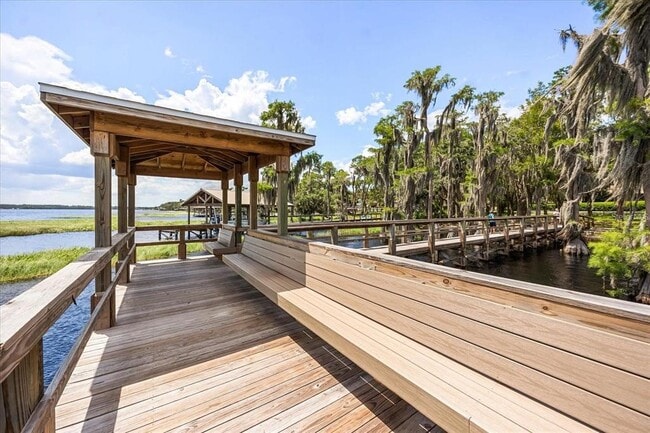 Building Photo - 13848 Vista Del Lago Blvd