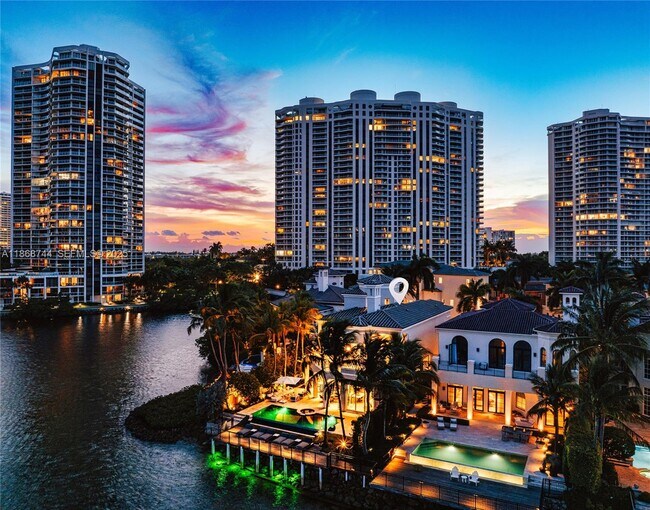 Building Photo - 3916 Island Estates Dr