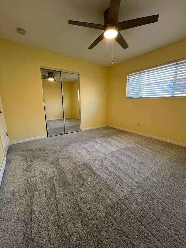 Building Photo - 12580 Fairoaks Ln