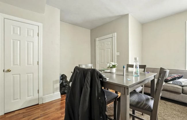 Building Photo - 1001 Lincoln Ave