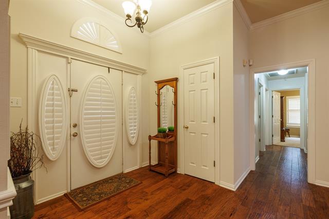 Building Photo - 3726 Pensacola Dr