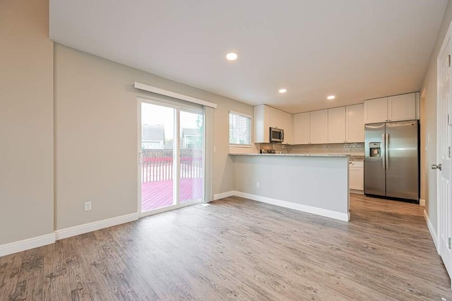 Building Photo - 19815 E Villanova Dr