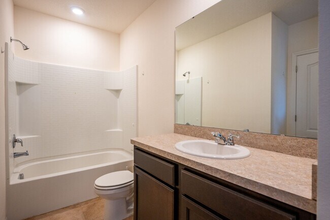 Building Photo - 1248 Yellow Finch Dr