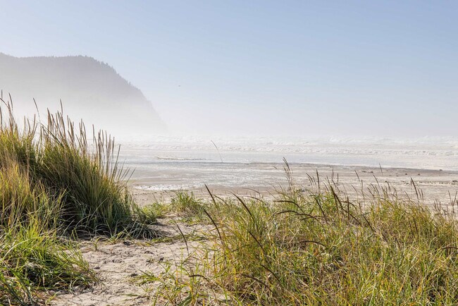 Building Photo - 640 S Columbia St