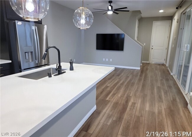 Building Photo - 716 N Water St