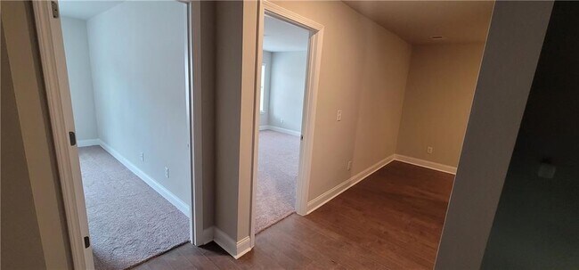 Building Photo - 5995 Arbor Knoll Pl