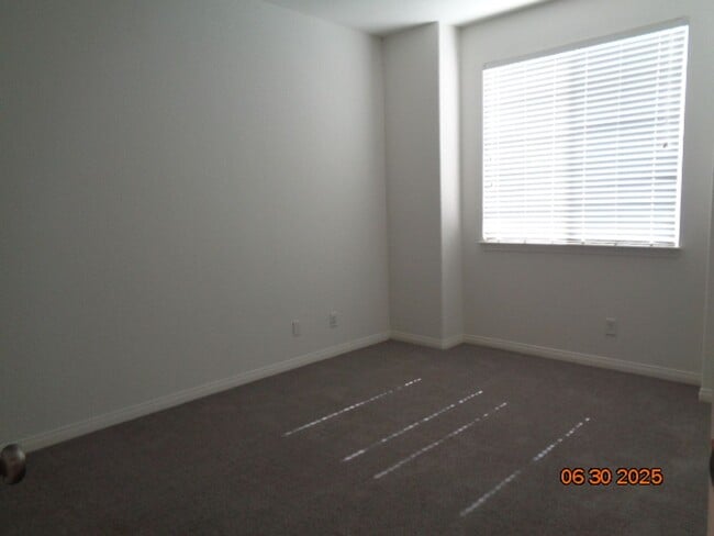 Building Photo - Gorgeous Custom One Story Offering 2185 sq...