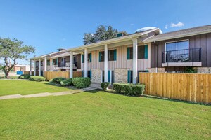 Building Photo - 1228 Cavender Dr
