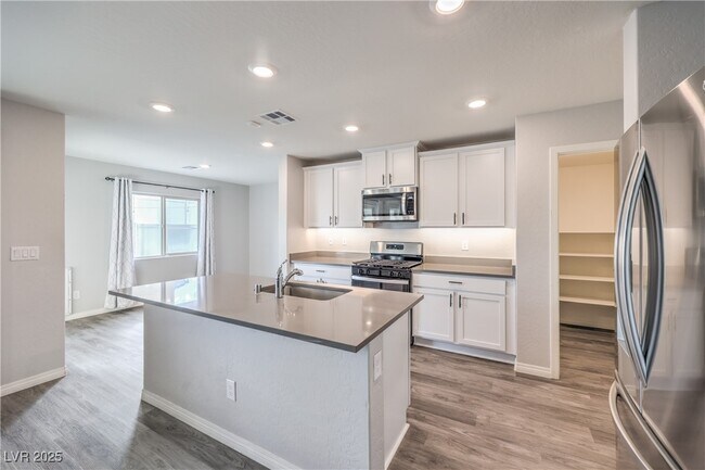 Building Photo - 4223 Wind Mesa Dr