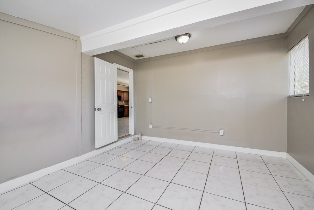 Building Photo - 1507 Bert Dr