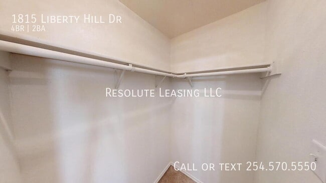 Building Photo - 1815 Liberty Hill Dr