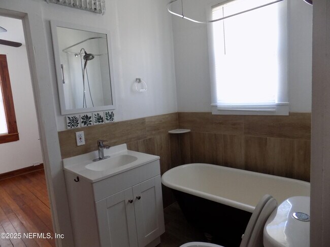 Building Photo - 57 S Fletcher Ave