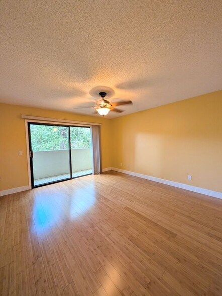 Building Photo - 1154 W Winged Foot Cir