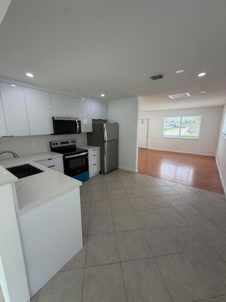 Building Photo - 1707 NW 46th St