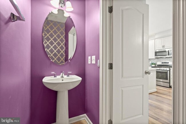 Building Photo - 42988 Atoka Manor Terrace