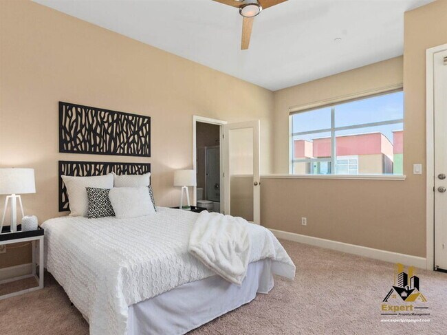 Building Photo - 797 Krypton Ct