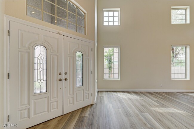 Building Photo - 9475 McCombs St