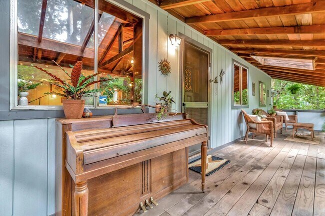 Building Photo - Picturesque, Pet Friendly, with Garage and...