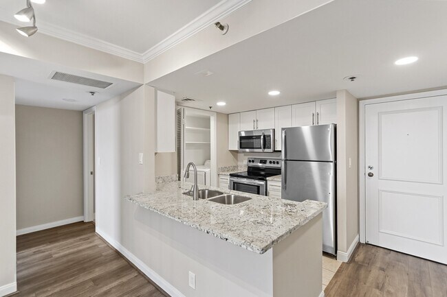Building Photo - 3525 Sage Rd