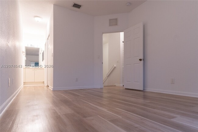 Building Photo - 1410 S Santa Catalina Cir
