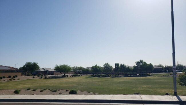 Building Photo - 4206 S 96th Ln