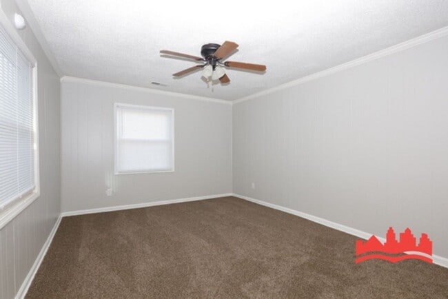 Building Photo - 4721 Bradford Dr