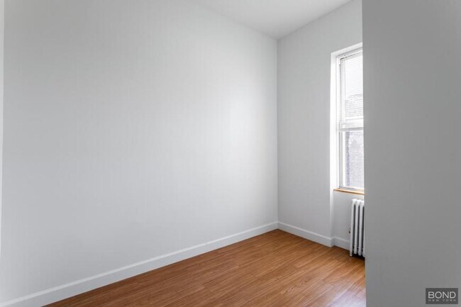 Building Photo - 1 bedroom in Brooklyn NY 11222