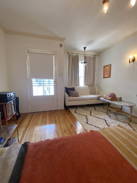 Building Photo - 4024-4028 Los Feliz Blvd