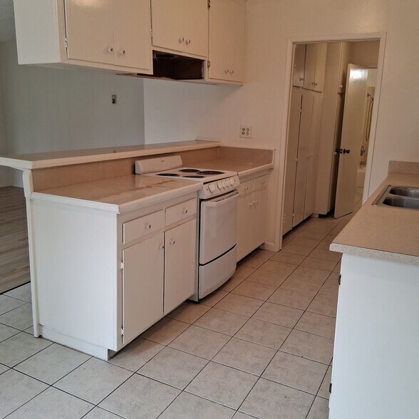 Large pantry next to kitchen - 2115 1/2 S Broden St