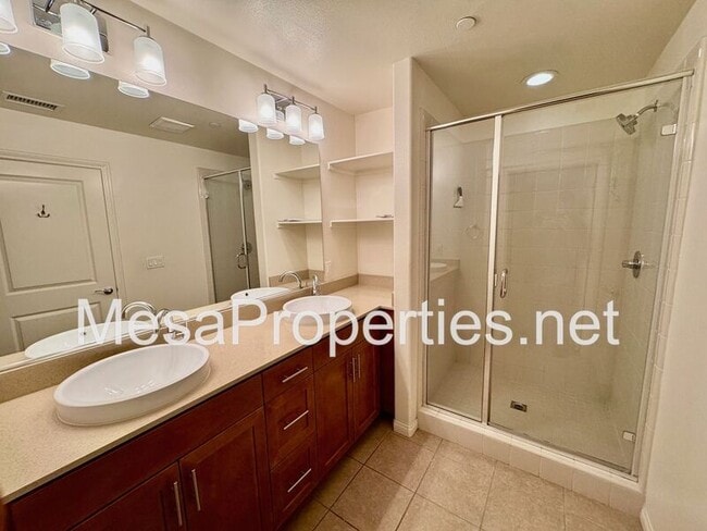 Building Photo - 340 N Fenimore Ave