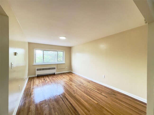 Building Photo - 3541 Ropes Ave