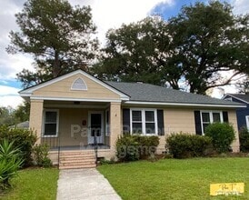 Building Photo - 304 Columbus Dr
