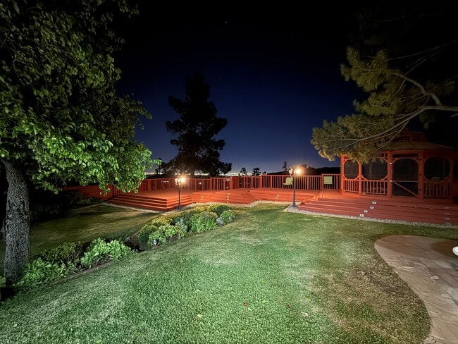 Building Photo - 2716 Ridgepine Dr