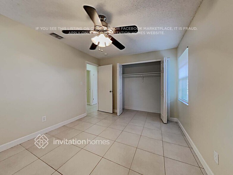 Building Photo - 1375 Guinevere Dr