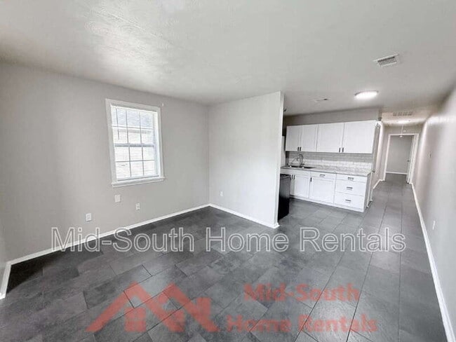 Building Photo - 1236 Effie Rd