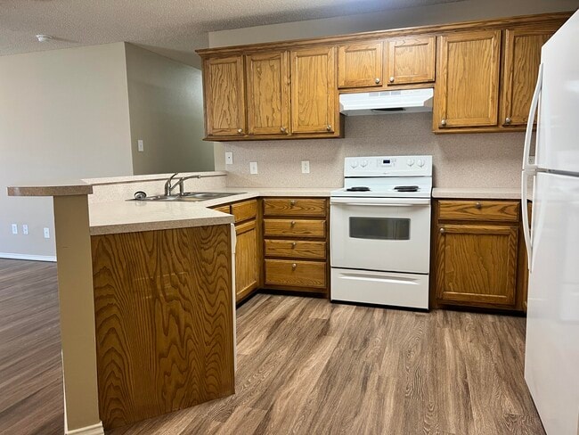 Building Photo - 3212 109th St