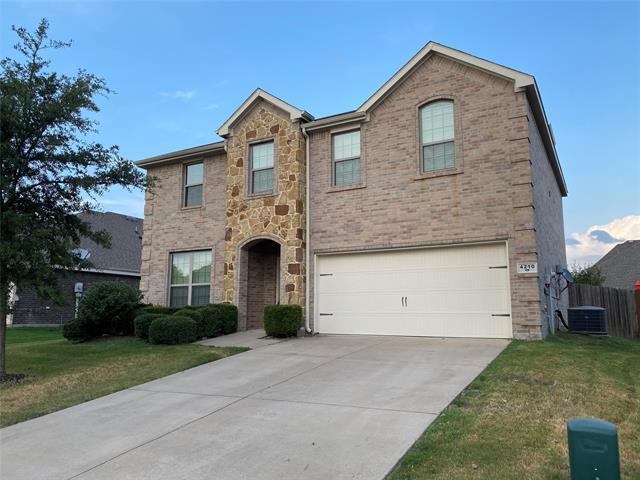 Primary Photo - 4210 Oak Bluff Dr