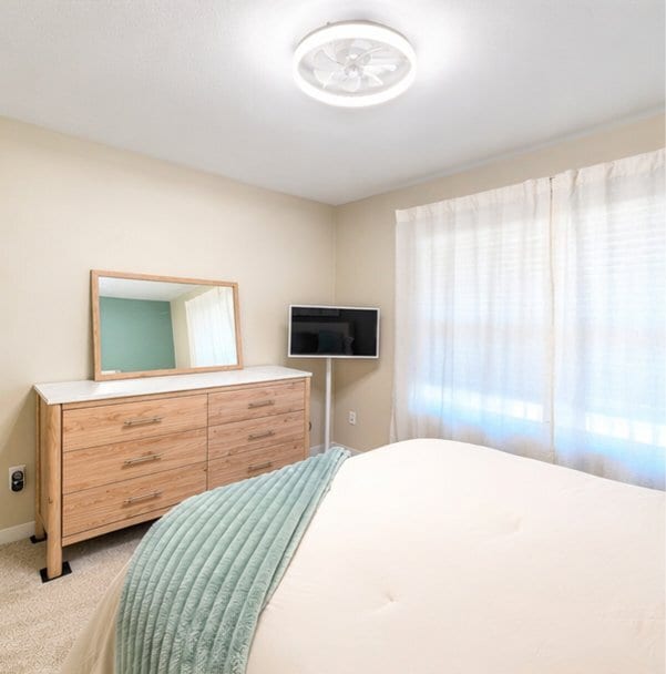 Building Photo - 630 Hamlin Pl